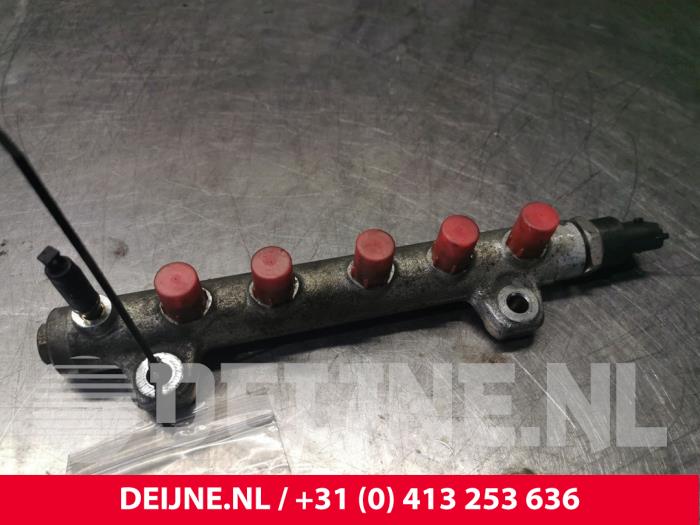 Usagé Système d'injection Renault Master II (FD/HD) 2.2 dCi 16V Prix € 60,50 Prix TTC proposé par van Deijne Onderdelen Uden B.V.