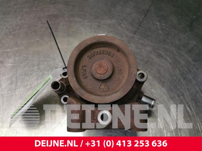 Begagnade Vattenpump Citroen Jumper (U9) 3.0 HDi 160 Euro 4 Pris € 60,50 Inklusive moms erbjuds av van Deijne Onderdelen Uden B.V.