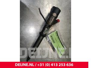 Używane Wtryskiwacz (Diesel) Iveco New Daily VI 33.210, 35.210 Cena € 151,25 Z VAT oferowane przez van Deijne Onderdelen Uden B.V.