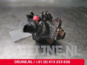 Used Mechanical fuel pump Iveco New Daily VI 33S13, 35C13, 35S13 Price on request offered by van Deijne Onderdelen Uden B.V.
