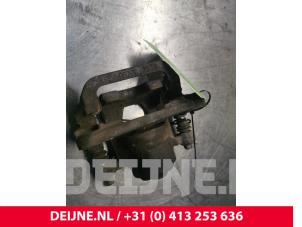 Used Rear brake calliper, right Nissan NV 200 Price on request offered by van Deijne Onderdelen Uden B.V.
