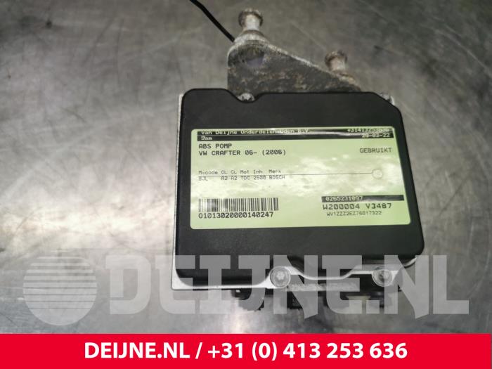 Usagé Pompe ABS Volkswagen Crafter 2.5 TDI 30/32/35 Prix € 84,70 Prix TTC proposé par van Deijne Onderdelen Uden B.V.