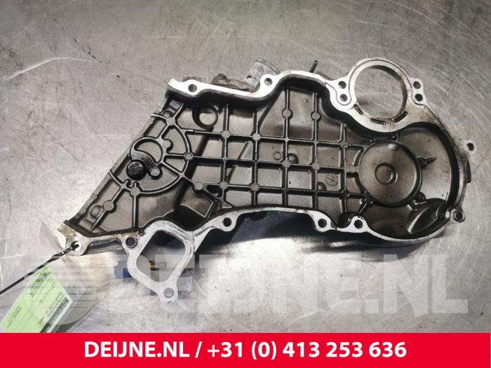 Usagé Couvercle de distribution Nissan Atleon Prix € 60,50 Prix TTC proposé par van Deijne Onderdelen Uden B.V.