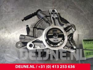 Used Vacuum pump (diesel) Fiat Scudo (270) 2.0 D Multijet Price € 60,50 Inclusive VAT offered by van Deijne Onderdelen Uden B.V.