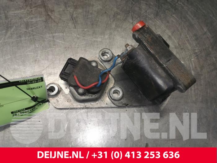 Gebrauchte Zündspule Volvo V70 (GW/LW/LZ) 2.5 10V Preis € 25,00 Margenregelung angeboten von van Deijne Onderdelen Uden B.V.