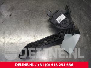 Used Accelerator pedal Ford Transit 2.2 TDCi 16V RWD Price € 30,25 Inclusive VAT offered by van Deijne Onderdelen Uden B.V.