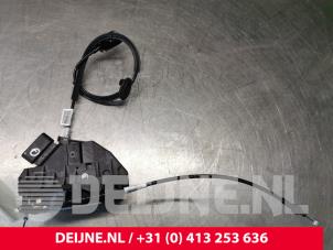 Used Door lock mechanism 2-door, left Ford Transit Connect (PJ2) 1.5 EcoBlue Price € 102,85 Inclusive VAT offered by van Deijne Onderdelen Uden B.V.