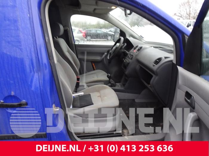 Seat, right from a Volkswagen Caddy III (2KA,2KH,2CA,2CH) 1.9 TDI 2009