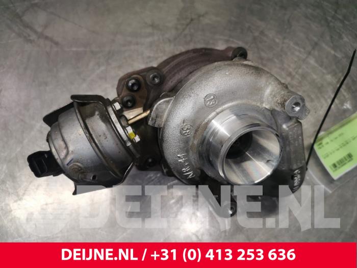 Gebrauchte Turbo Volvo V40 (MV) 1.6 D2 Preis € 250,00 Margenregelung angeboten von van Deijne Onderdelen Uden B.V.