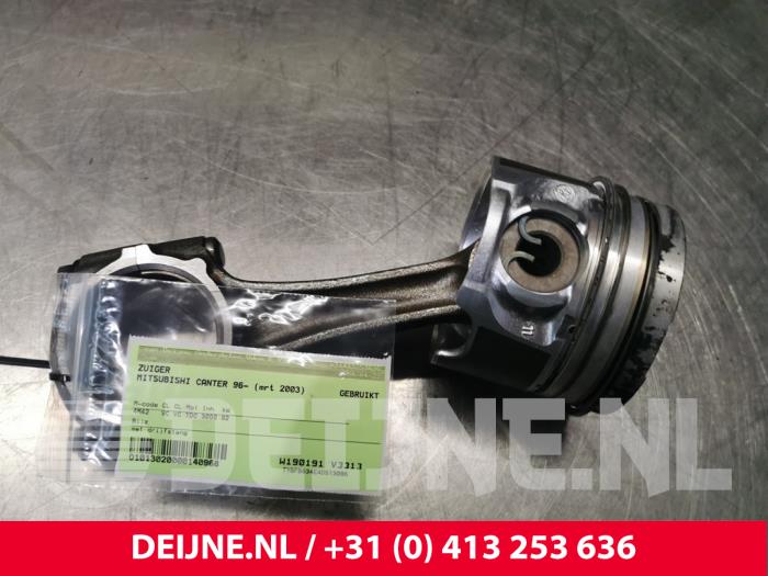 Usados Pistón Mitsubishi Canter 3C13 Precio € 151,25 IVA incluido ofrecido por van Deijne Onderdelen Uden B.V.
