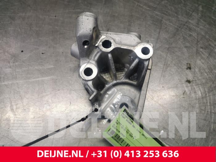 Used Engine mount Fiat Scudo (270) 2.0 D Multijet Price € 36,30 Inclusive VAT offered by van Deijne Onderdelen Uden B.V.