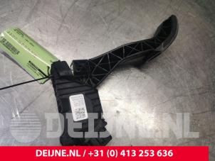 Used Accelerator pedal Volkswagen Golf VII (AUA) 1.4 GTE 16V Price € 14,00 Margin scheme offered by van Deijne Onderdelen Uden B.V.