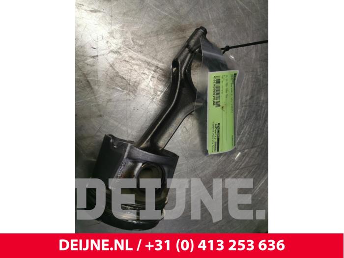 Begagnade Kolv Opel Zafira C Pris € 36,30 Inklusive moms erbjuds av van Deijne Onderdelen Uden B.V.