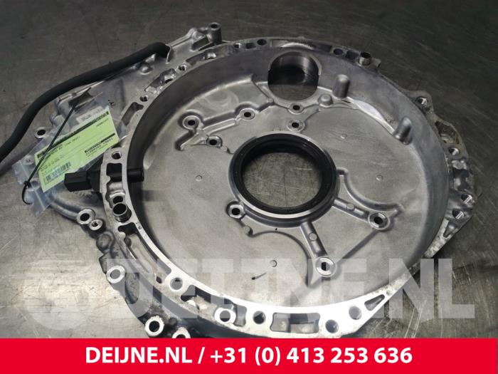 Usagé Couvercle de distribution Mercedes Vito (639.6) 2.2 113 CDI 16V Euro 5 Prix € 84,70 Prix TTC proposé par van Deijne Onderdelen Uden B.V.