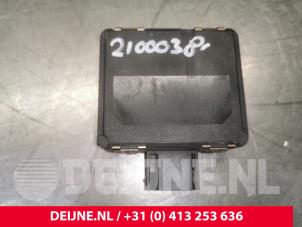 Used Radar sensor Mercedes Sprinter 3,5t (906.63) 319 CDI,BlueTEC V6 24V Price € 108,90 Inclusive VAT offered by van Deijne Onderdelen Uden B.V.