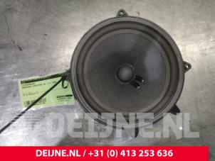 Usagé Haut-parleur Mercedes Sprinter 5t (907.6) 315 CDI 2.0 D RWD Prix € 24,20 Prix TTC proposé par van Deijne Onderdelen Uden B.V.