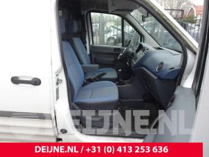 Gebrauchte Sitz rechts Ford Transit Connect Preis € 151,25 Mit Mehrwertsteuer angeboten von van Deijne Onderdelen Uden B.V.