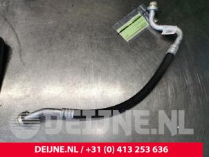 Używane Przewód klimatyzacji Volvo XC40 (XZ) 1.5 T5 Twin Engine 16V Cena € 35,00 Procedura marży oferowane przez van Deijne Onderdelen Uden B.V.