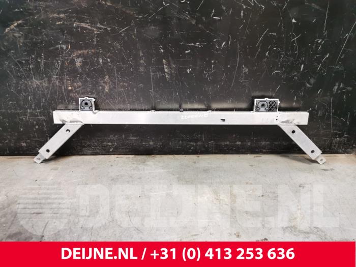 Begagnade Front Volvo XC90 II 2.0 T8 16V Twin Engine AWD Pris € 75,00 Marginaltabell erbjuds av van Deijne Onderdelen Uden B.V.