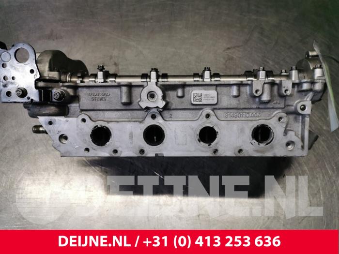 Cylinder head Volvo V40 2.0 D4 16V - 31430110 D4204T14