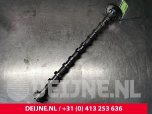 Usagé Arbre à cames Volvo V70 (BW) 2.4 D5 20V 205 Prix sur demande proposé par van Deijne Onderdelen Uden B.V.