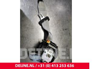 Used Rear seatbelt, right Volvo XC90 II 2.0 T8 16V Twin Engine AWD Price € 250,00 Margin scheme offered by van Deijne Onderdelen Uden B.V.