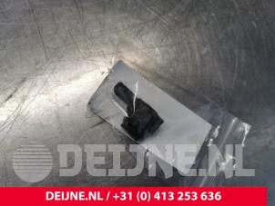 Używane Czujnik parkowania Volvo XC90 II 2.0 T8 16V Twin Engine AWD Cena € 25,00 Procedura marży oferowane przez van Deijne Onderdelen Uden B.V.