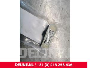 Used Tyre pressure sensor Mercedes Vito Tourer (447.7) 2.0 119 CDI 16V Price € 54,45 Inclusive VAT offered by van Deijne Onderdelen Uden B.V.