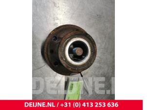 Used Rear wheel bearing Volkswagen Crafter (SY) 2.0 TDI Price on request offered by van Deijne Onderdelen Uden B.V.