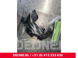 Used Parking brake switch Skoda Kodiaq 1.5 TSI 150 ACT 16V Price € 40,00 Margin scheme offered by van Deijne Onderdelen Uden B.V.