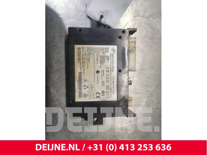 Begagnade Bluetooth-modul Mercedes Sprinter 5t (907.6) 315 CDI 2.0 D RWD Pris € 60,50 Inklusive moms erbjuds av van Deijne Onderdelen Uden B.V.