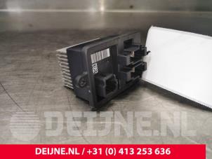 Used Heater resistor Peugeot Expert (VA/VB/VE/VF/VY) 2.0 Blue HDi 120 16V Price € 90,75 Inclusive VAT offered by van Deijne Onderdelen Uden B.V.
