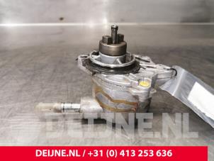 Used Vacuum pump (diesel) Mercedes Sprinter 3,5t (906.63) 313 CDI 16V Price € 42,35 Inclusive VAT offered by van Deijne Onderdelen Uden B.V.