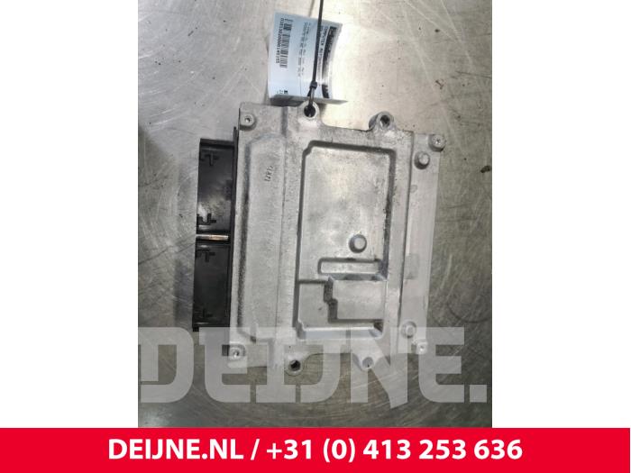 Used Engine management computer Volvo V60 I (FW/GW) 2.0 D4 16V Price € 75,00 Margin scheme offered by van Deijne Onderdelen Uden B.V.