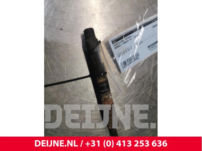 Usagé Injecteurs Renault Kangoo Prix € 60,50 Prix TTC proposé par van Deijne Onderdelen Uden B.V.