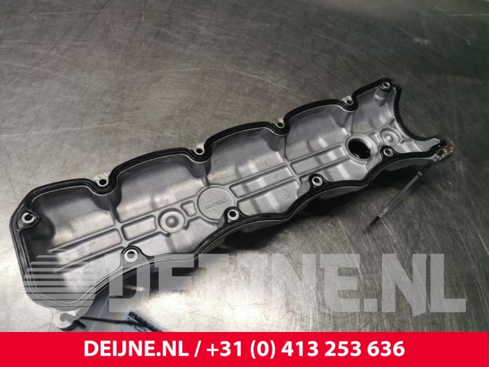Gebrauchte Ventildeckel Opel Movano Combi 2.8 DTI Preis € 60,50 Mit Mehrwertsteuer angeboten von van Deijne Onderdelen Uden B.V.