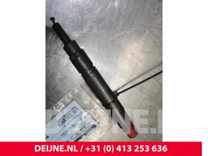 Usagé Injecteur (diesel) Opel Movano Combi 2.8 DTI Prix sur demande proposé par van Deijne Onderdelen Uden B.V.