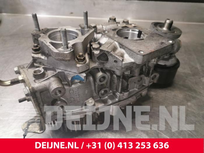 Gebrauchte Ölpumpe Opel Movano Combi 2.8 DTI Preis € 121,00 Mit Mehrwertsteuer angeboten von van Deijne Onderdelen Uden B.V.