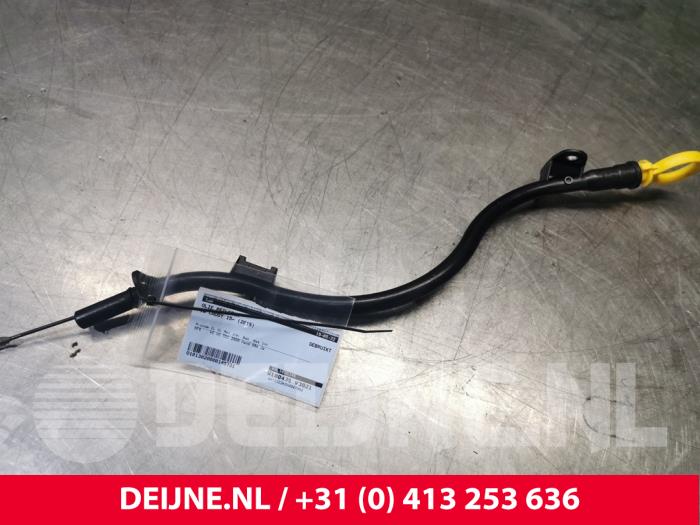 Gebrauchte Ölmessstab Volkswagen Caddy IV 2.0 TDI 122 4Motion Preis € 18,15 Mit Mehrwertsteuer angeboten von van Deijne Onderdelen Uden B.V.