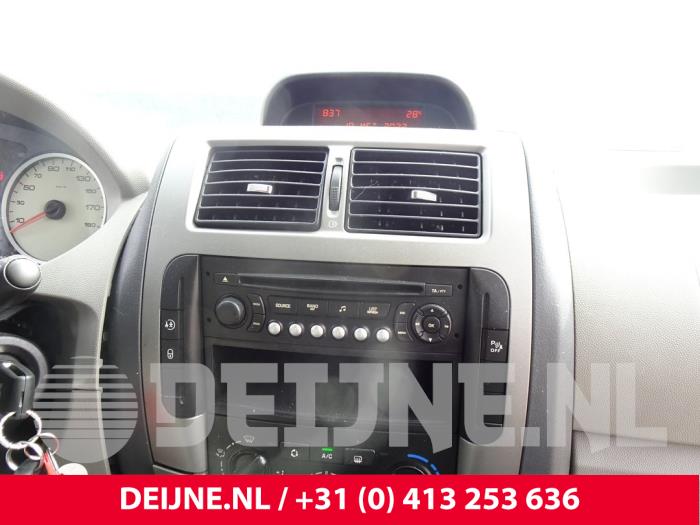 Peugeot Expert Radio/Odtwarzacze CD (rózne) zapas magazynowy