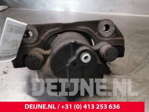 Used Front brake calliper, left Toyota ProAce 2.0 D-4D 122 16V Worker Price on request offered by van Deijne Onderdelen Uden B.V.