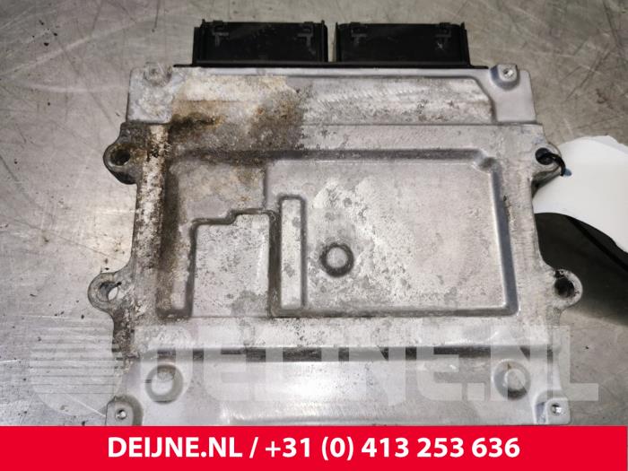 Used Engine management computer Volvo V40 (MV) 2.0 D4 16V Price € 75,00 Margin scheme offered by van Deijne Onderdelen Uden B.V.