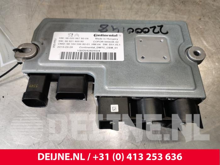 Used Start/Stop computer Toyota ProAce 2.0 D-4D 122 16V Worker Price € 242,00 Inclusive VAT offered by van Deijne Onderdelen Uden B.V.