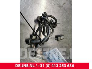 Gebrauchte Leitung (sonstige) Volkswagen Crafter 2.5 TDI 30/32/35 Preis auf Anfrage angeboten von van Deijne Onderdelen Uden B.V.
