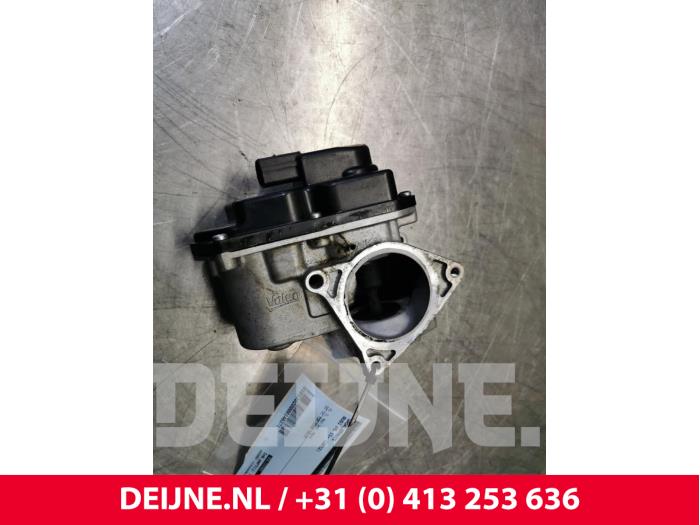 Throttle body from a Audi A6 2012