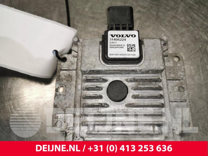 Begagnade Sensor (övriga) Volvo V60 I (FW/GW) 2.4 D6 20V Plug-in Hybrid AWD Pris € 50,00 Marginaltabell erbjuds av van Deijne Onderdelen Uden B.V.