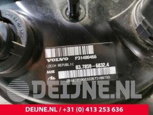 Gebrauchte Bremskraftverstärker Volvo V60 I (FW/GW) 2.4 D6 20V Plug-in Hybrid AWD Preis auf Anfrage angeboten von van Deijne Onderdelen Uden B.V.