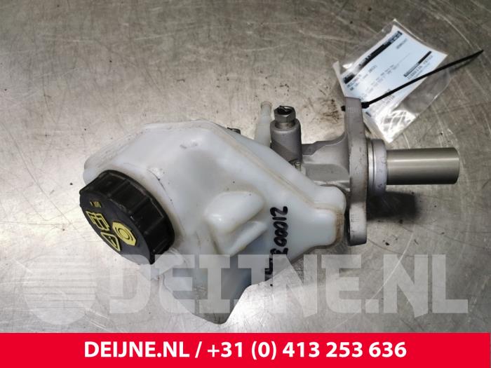 Gebrauchte Hauptbremszylinder Volvo V60 I (FW/GW) 2.4 D6 20V Plug-in Hybrid AWD Preis € 20,00 Margenregelung angeboten von van Deijne Onderdelen Uden B.V.