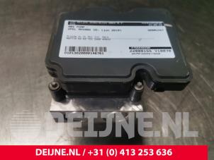 Gebrauchte ABS Pumpe Opel Movano Preis € 242,00 Mit Mehrwertsteuer angeboten von van Deijne Onderdelen Uden B.V.