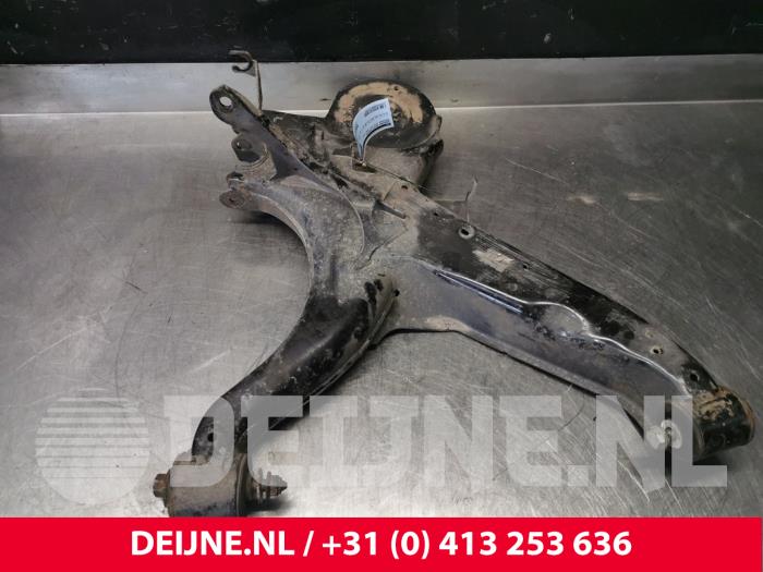 Bras de suspension arrière droit d'un Mercedes-Benz Vito Tourer (447.7) 2.2 116 CDI 16V 2015